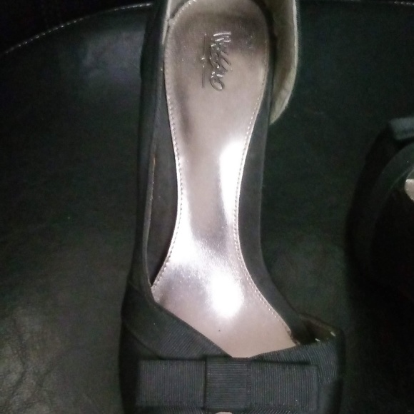 Mossimo Peau de Soie Heels - Picture 2 of 4